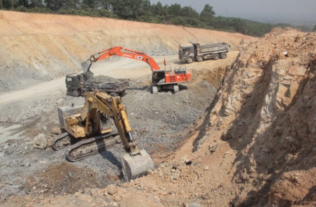 Dự án kè chống sạt lở phục vụ KKT Dung Quất, vượt dự toán đền bù GPMB hơn 50 tỷ đồng