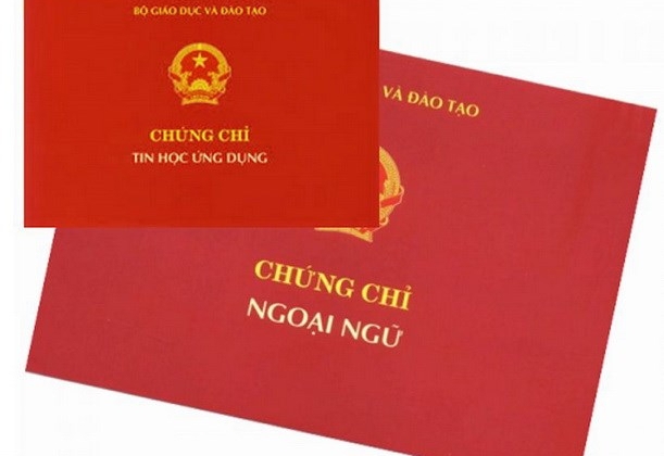 Chính thức bỏ yêu cầu bắt buộc về chứng chỉ ngoại ngữ, tin học