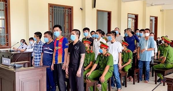 Hơn 80 năm tù cho 2 nhóm giang hồ dùng súng giải quyết mâu thuẫn