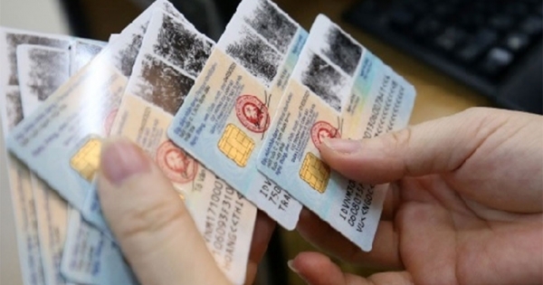 Bỏ sổ hộ khẩu nhưng phiền hà khi xin xác nhận cư trú, Bộ Công an nói gì?