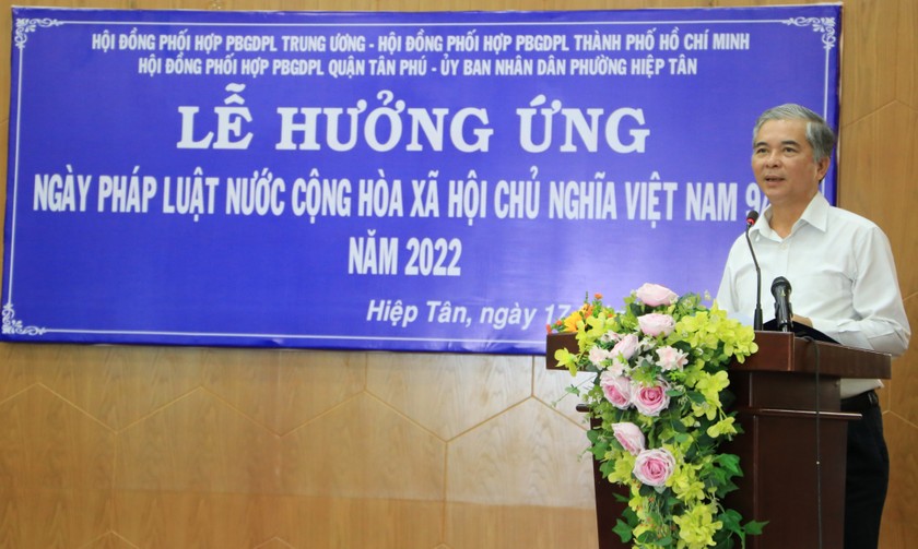 Phó Chủ tịch UBND TPHCM Ngô Minh Châu phát biểu khai mạc buổi lễ. (Ảnh: Đình Phi)