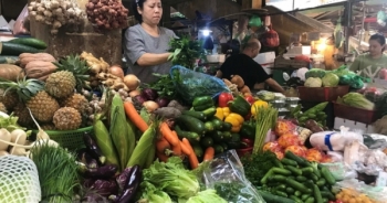 Hà Nội: Giá rau xanh tăng từ 20%-30% vì ảnh hưởng nguồn cung do bão