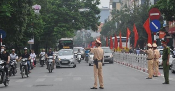 Không bỏ qua lỗi vi phạm, không tiếp nhận sự can thiệp của bất kỳ ai về vi phạm giao thông