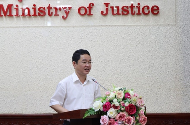 Cần kiểm so&aacute;t thuốc l&aacute; mới c&oacute; tr&aacute;ch nhiệm