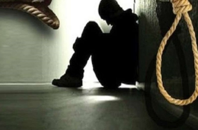 Bố sát hại con gái 3 tháng tuổi rồi treo cổ tự vẫn