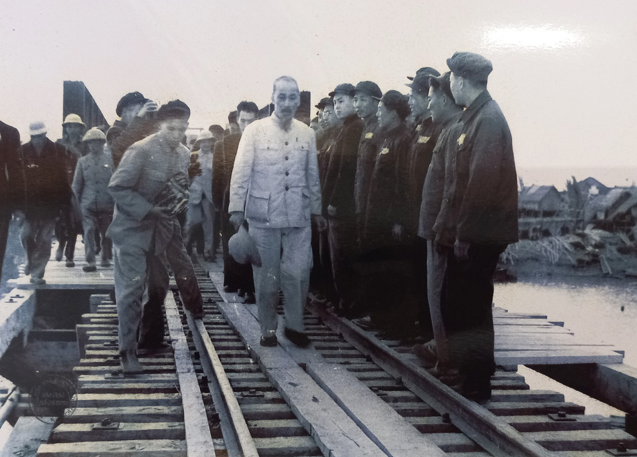 1696329213968_z4371590808052_4acb54c357c54c8e2a256eda7364e87b