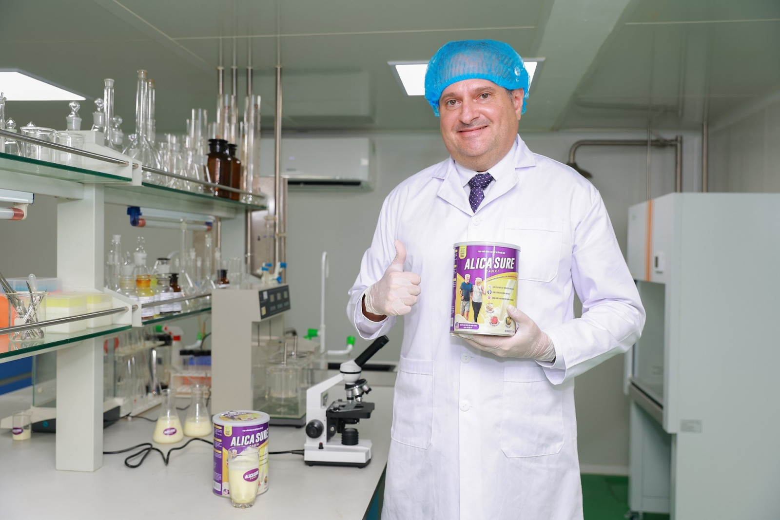 Alica Sure Canxi được nghiên cứu và phát triển bởi các chuyên gia dinh dưỡng giàu kinh nghiệm