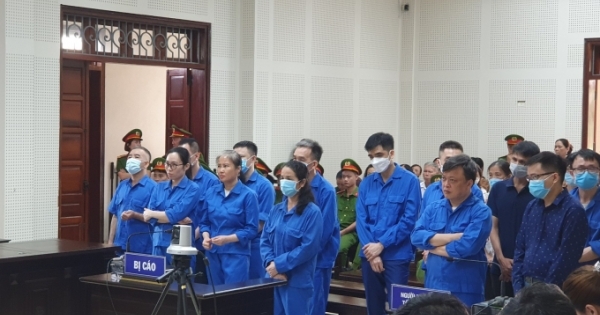 Cựu Giám đốc Sở GDĐT Quảng Ninh Vũ Liên Oanh lĩnh án 15 năm tù