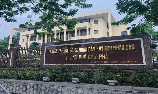 Trụ sở UBND TP Cẩm Phả.