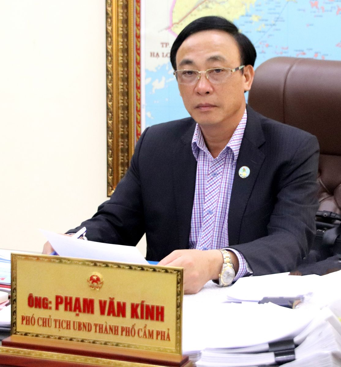 Ông Phạm Văn Kính, Phó chủ tịch UBND TP Cẩm Phả
