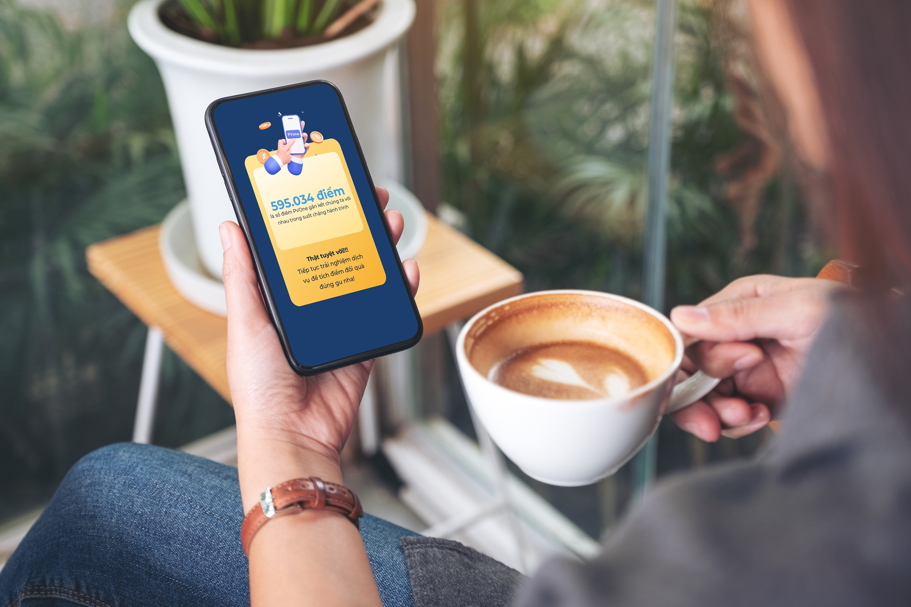 Những dấu mốc quan trọng sẽ được ghi lại khi khách hàng trải nghiệm “Hành trình 10 năm gắn kết” trên PV Mobile Banking