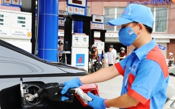 Thông tin về việc điều hành giá xăng dầu ngày 03/11/2015