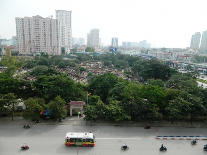 Sau nhiều năm chưa thể đi v&agrave;o hoạt động, giới kinh doanh cho rằng HUD đang thiếu vốn khi đầu tư v&agrave;o dự &aacute;n n&agrave;y.