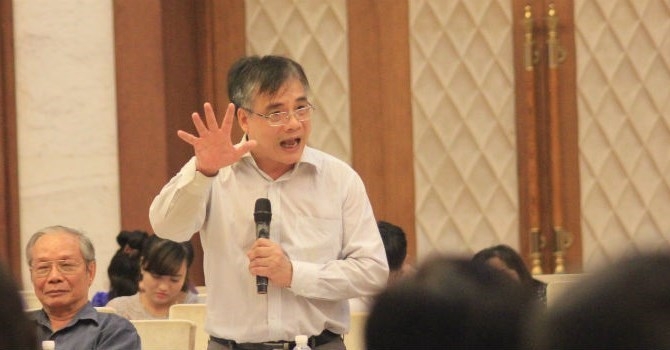 PGS.TS Trần Đ&igrave;nh Thi&ecirc;n, Viện trưởng Viện Kinh tế Việt Nam. Ảnh: BizLIVE