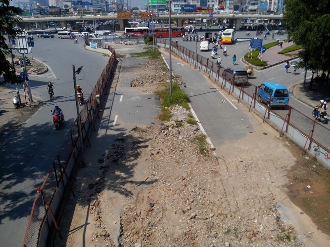 C&ocirc;ng tr&igrave;nh vắng b&oacute;ng c&ocirc;ng nh&acirc;n