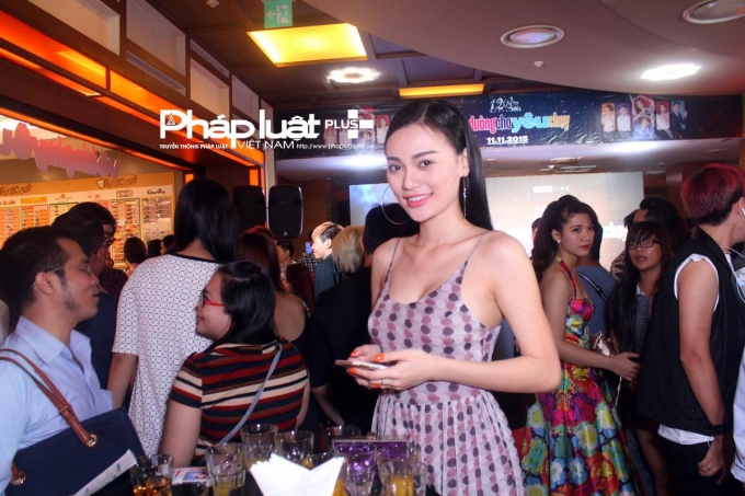 Người đẹp Cao Th&ugrave;y Linh.( Ảnh: Đặng Ngọc Hưng)