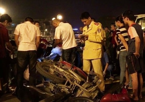 Hiện trường vụ tai nạn thảm khốc