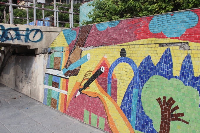 Con đường gốm sứ đang bị xuống cấp nghi&ecirc;m trọng