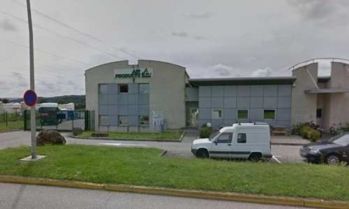 Nh&agrave; m&aacute;y Ph&aacute;p nơi xảy ra vụ nổ. (Ảnh:L'Express.)