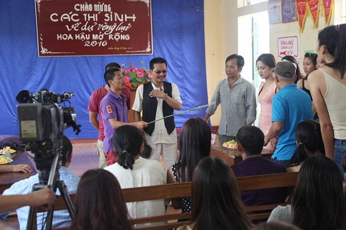 Diễn vi&ecirc;n Quang t&egrave;o cũng tham gia Đại gia chất đất.