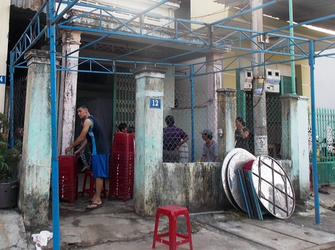 Gia đ&igrave;nh đang lo hậu sự cho nạn nh&acirc;n