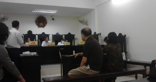 70 tuổi vẫn "nằng nặc" đòi ly hôn vợ