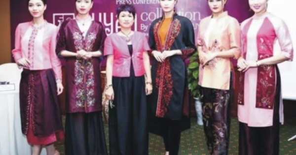 Nhà thiết kế Xuân Thu đưa gốm hoa nâu vào thời trang