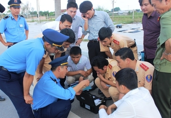 C&aacute;c địa phương nhận c&acirc;n v&agrave; camera