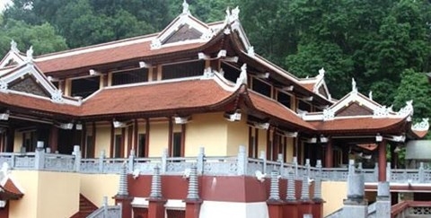 Hương Nghi&ecirc;m ph&aacute;p đường x&acirc;y dựng tr&aacute;i ph&eacute;p