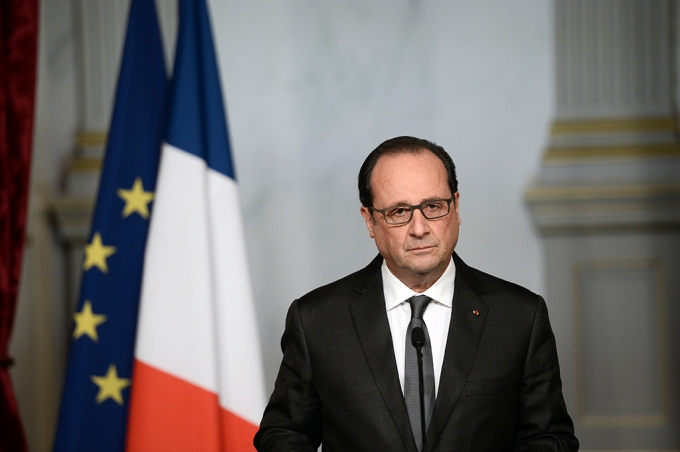 Tổng thống Ph&aacute;p Hollande k&ecirc;u gọi th&agrave;nh lập