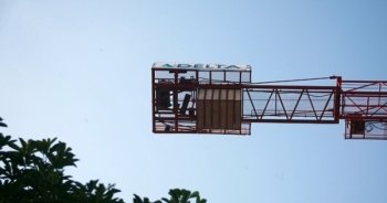 Hà Nội: "Tử thần trên cao" giăng khắp phố