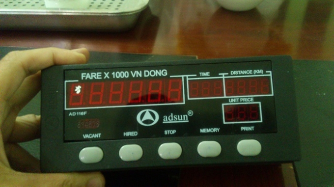 Đồng hồ t&iacute;nh cước của c&ocirc;ng ty &aacute;nh dương, lắp đặt trọn bộ với gi&aacute; 3 triệu đồng