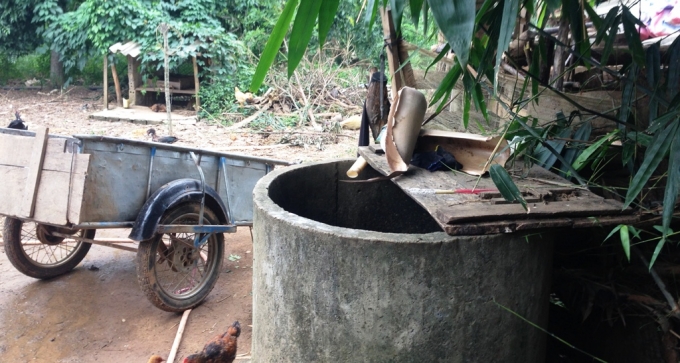 Bể nước nơi b&eacute; g&aacute;i hai tuổi chết s&aacute;u khi bố s&aacute;t hại thả v&agrave;o trong n&agrave;y.