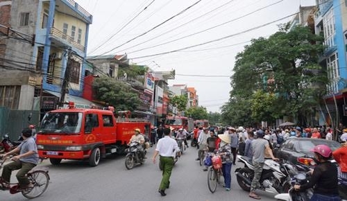 Thanh Hóa: Khống chế nhanh 2 đám cháy giữa lòng thành phố