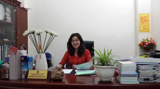 B&agrave; Nguyễn Thị Giang Linh, Ph&oacute; Gi&aacute;m đốc Trung t&acirc;m D&acirc;n số Kế hoạch h&oacute;a gia đ&igrave;nh quận Ho&agrave;ng Mai, H&agrave; Nội.