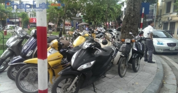 Từ tháng 11, Hà Nội thí điểm đỗ xe theo ngày chẵn, lẻ