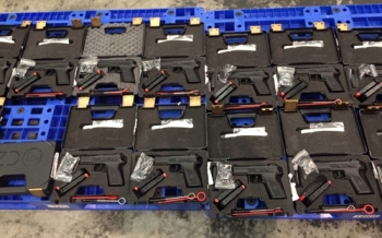 Gần 100 súng quân dụng TP HCM tịch thu là loại gì?