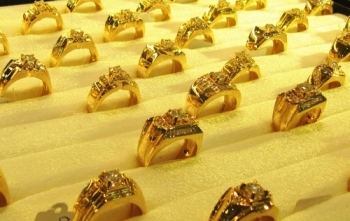 Giá vàng ngày 5/11: Vàng tiếp tục tăng mạnh phiên cuối tuần