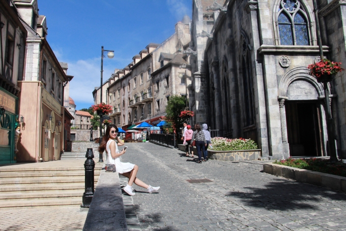 L&agrave;ng Ph&aacute;p - Ba Na Hills.