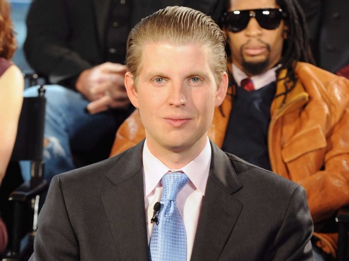 Eric Trump l&agrave; người con thứ ba của Donald Trump với người vợ đầu. Hiện anh đ&atilde; kết h&ocirc;n v&agrave; l&agrave; c&aacute;nh tay đắc lực l&agrave;m việc trong c&ocirc;ng ty The Trump Organization của bố.&nbsp;(Ảnh: Getty)