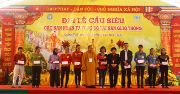 Quảng Ninh: Hàng vạn người tham gia Đại lễ cầu siêu các nạn nhân tử vong vì tai nạn giao thông