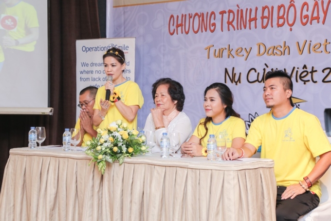 D&agrave;n sao hội ngộ để ủng hộ chương tr&igrave;nh từ thiện Turkey Dash 4 - Nụ cười Việt 2016