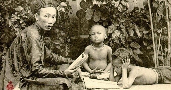 Cảm động rơi nước mắt với những bức hình về tình thầy trò xưa