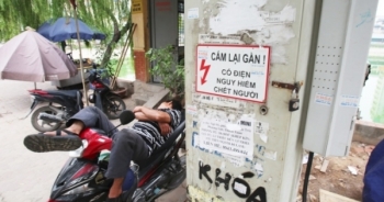 Dân Hà Nội sống chung với bốt điện 