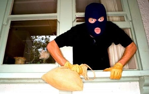 Đi trộm cắp, nhận thêm tội giết người