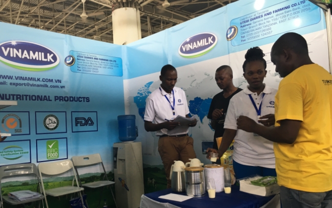 Vinamilk tiếp tục tấn c&ocirc;ng mạnh mẽ khu vực Ch&acirc;u Phi bằng c&aacute;c d&ograve;ng sản phẩm đạt chất lượng Quốc tế.