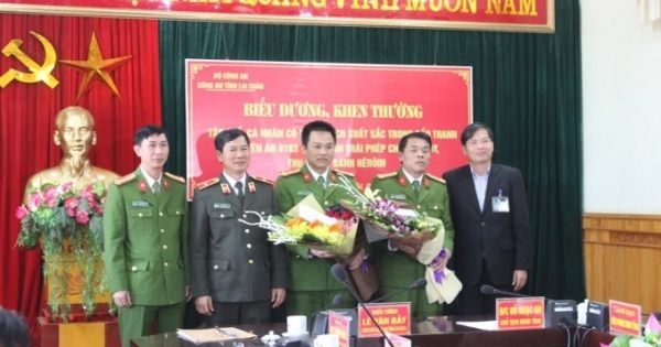 Lai Châu: Khen thưởng chuyên án bắt vụ vận chuyển 17 bánh heroin