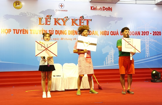 Tiểu phẩm về sử dụng an to&agrave;n v&agrave; tiết kiệm điện.