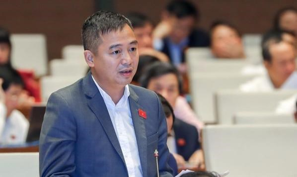 ĐBQH Nguyễn L&acirc;n Hiếu.