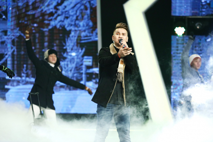 Trịnh Tuấn Vỹ đau l&ograve;ng n&oacute;i về sự đ&agrave;o thải khắc nghiệt của ng&agrave;nh giải tr&iacute;